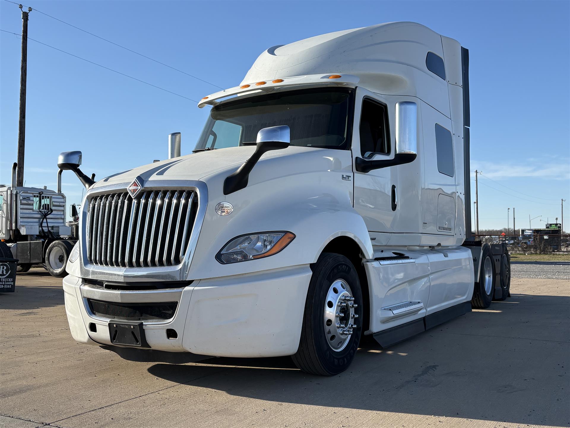 2022 International LT