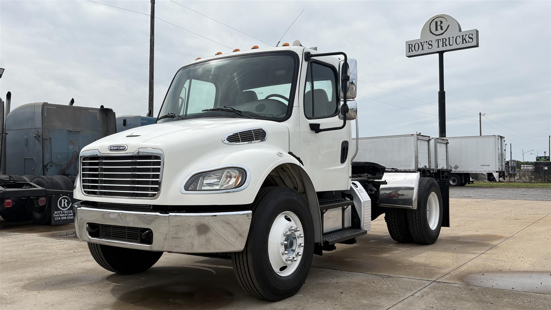 2017 Freightliner M2