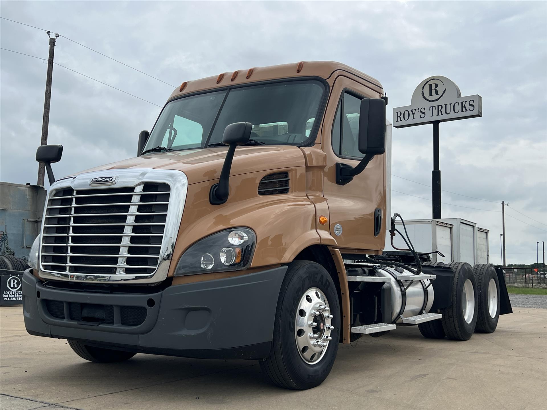 2017 Freightliner CASCADIA 113