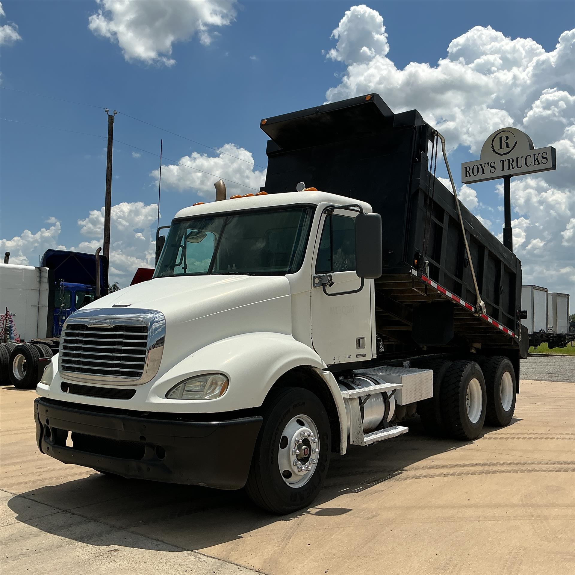 2008 Freightliner Columbia