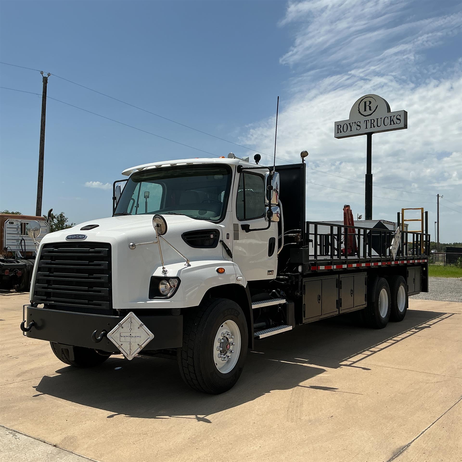 2020 Freightliner 114SD