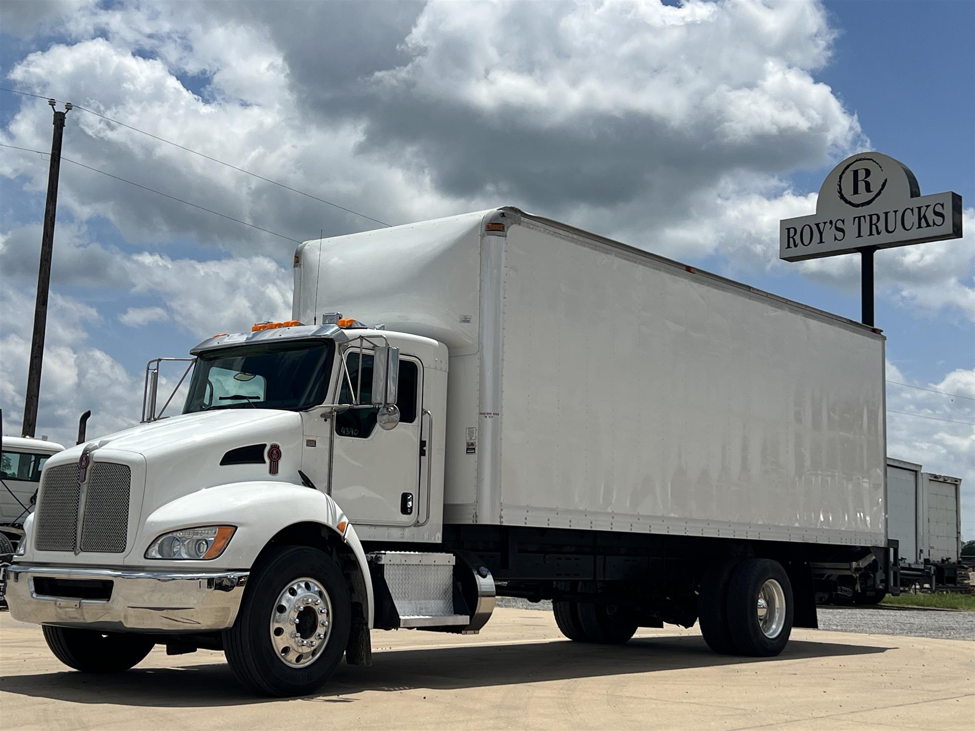 2020 Kenworth T270