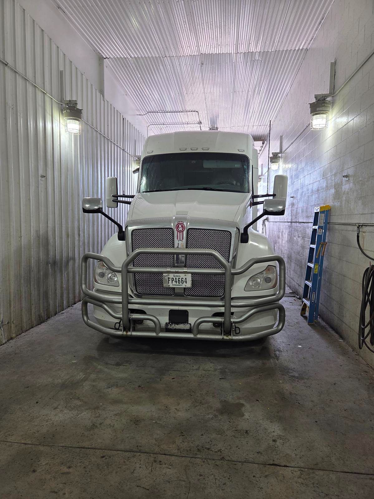 2020 Kenworth T680