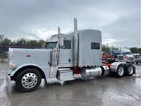 2022 Peterbilt 389