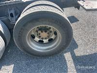 2023 Kenworth T680