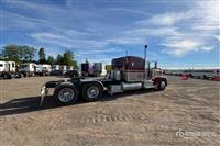 2021 Peterbilt 389