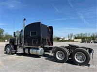 2022 Peterbilt 389