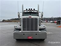 2022 Peterbilt 389