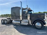 2022 Peterbilt 389