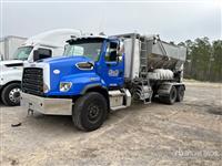 2023 Freightliner 114SD