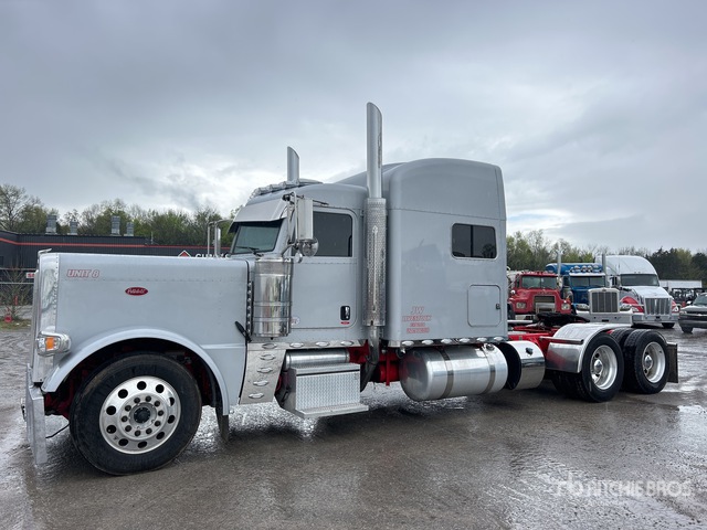 2022 Peterbilt 389