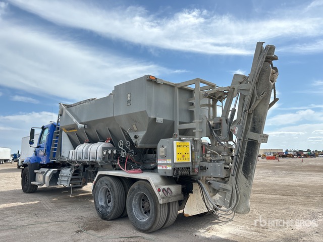 2023 Freightliner 114SD