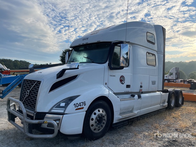 2022 Volvo VNL64T860