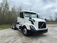 2016 Volvo VNL300