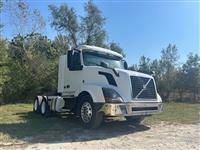 2016 Volvo VNL300