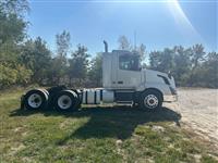 2016 Volvo VNL300