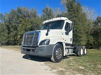 2016 Freightliner Cascadia 125