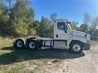 2016 Freightliner Cascadia 125