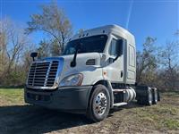 2016 Freightliner CA113