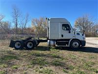 2016 Freightliner CA113