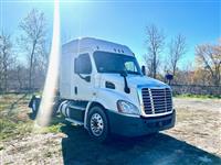 2016 Freightliner CA113