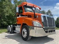2013 Freightliner CA113