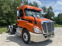 2013 Freightliner CA113