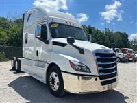 2020 Freightliner Cascadia 126