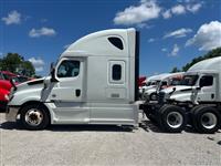 2020 Freightliner Cascadia 126