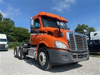 2013 Freightliner CA113DC