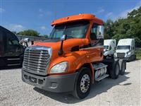 2013 Freightliner CA113DC