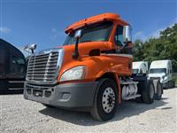 2013 Freightliner CA113DC