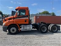 2013 Freightliner CA113DC