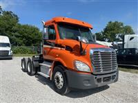 2013 Freightliner CA113DC
