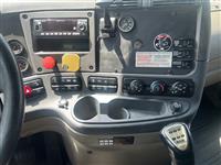 2017 Freightliner Cascadia 125