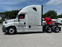 2017 Freightliner Cascadia 125