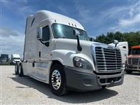 2017 Freightliner Cascadia 125