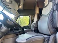 2020 Freightliner 