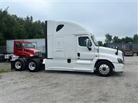 2017 Freightliner CA12564SLP - CA