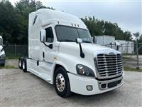 2017 Freightliner CA12564SLP - CA