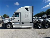 2016 Freightliner Cascadia 125
