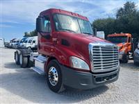 2013 Freightliner CA113DC
