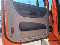 2013 Freightliner CA113DC
