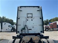 2019 Freightliner Cascadia 125