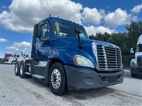 2017 Freightliner Cascadia 125