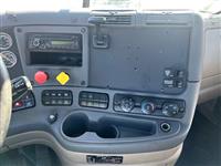 2017 Freightliner Cascadia 125