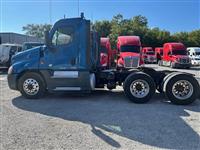 2017 Freightliner Cascadia 125
