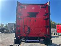 2018 Freightliner Cascadia 125