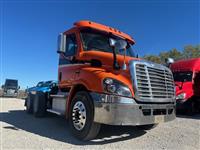 2015 Freightliner CA113DC