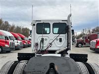 2017 Freightliner Cascadia 125